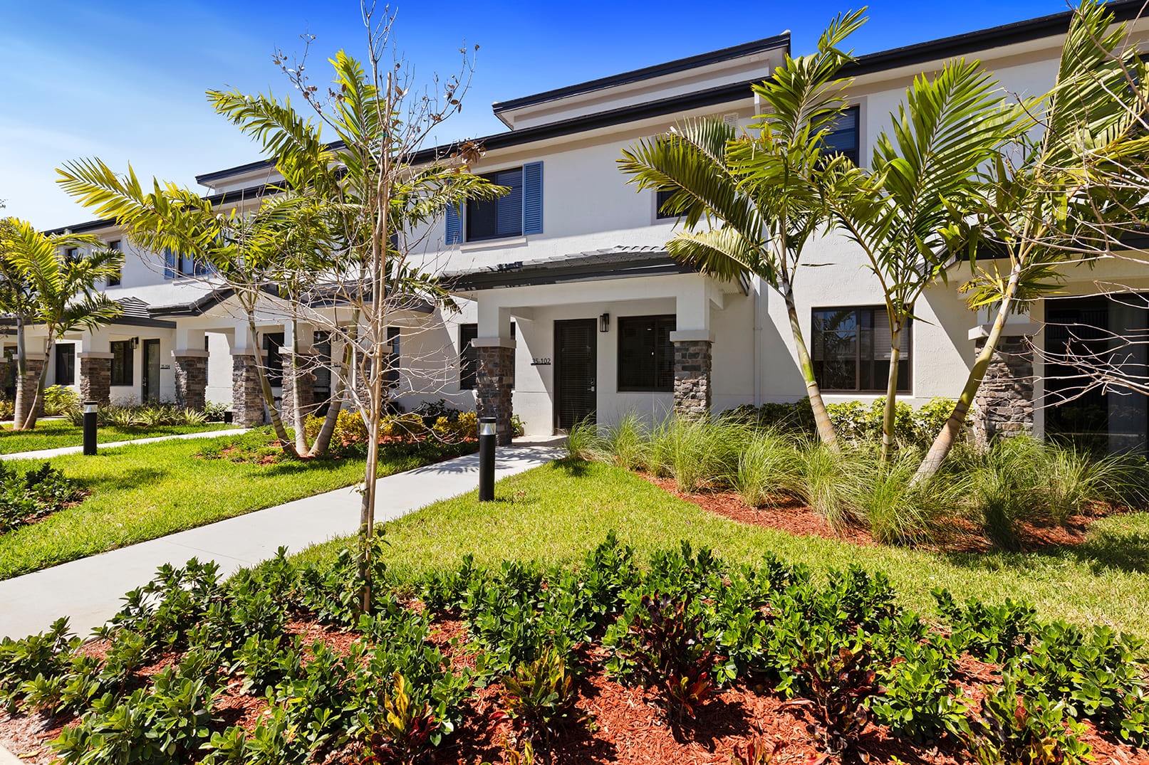 Come Home to Our Apartments in Royal Palm Beach Image 1