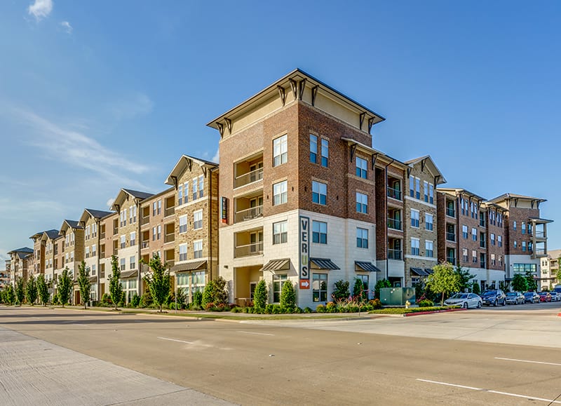 Apartments in Frisco TX Cortland at Stonebriar