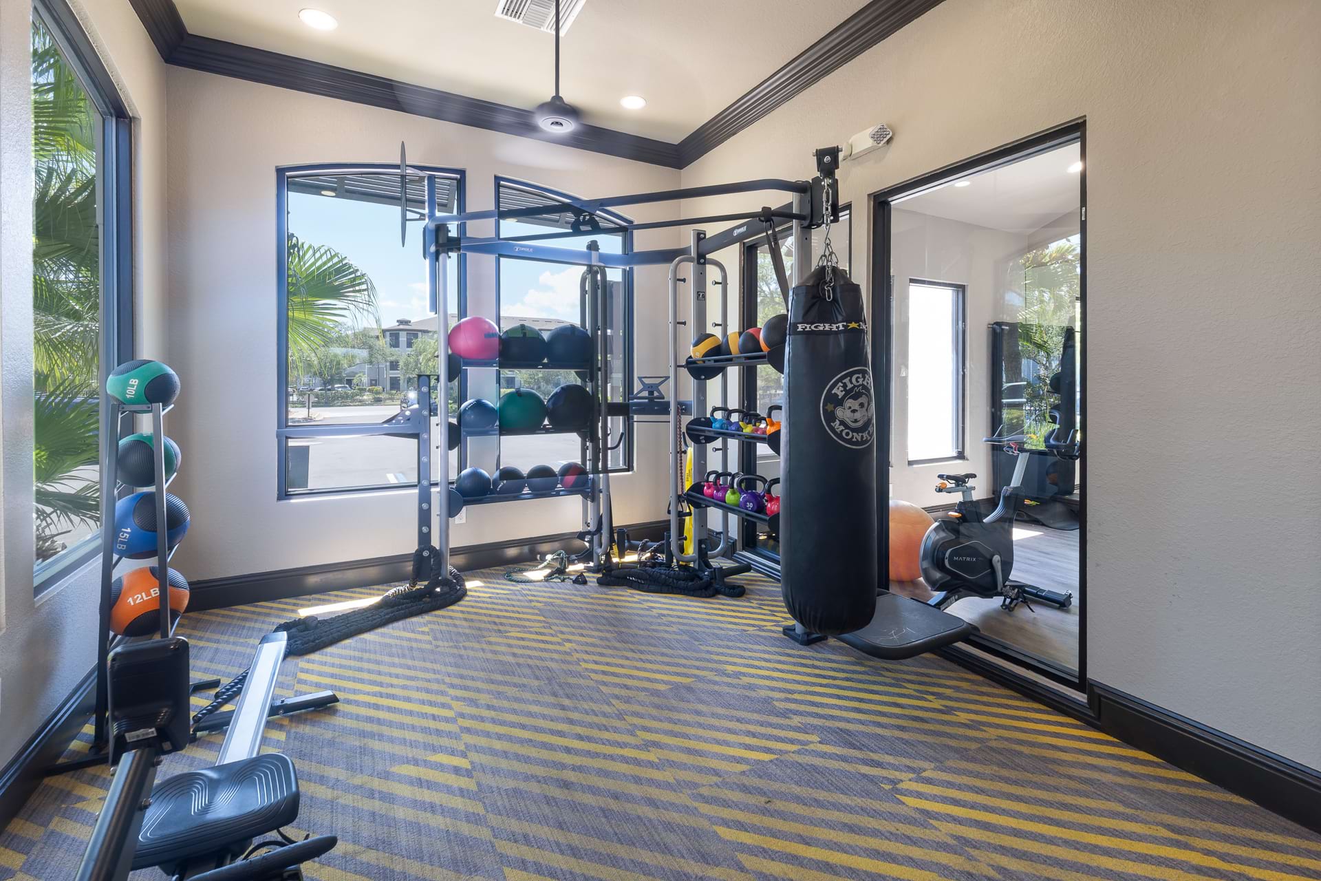 Come Home to Our Apartments in St. Petersburg, FL Image 1