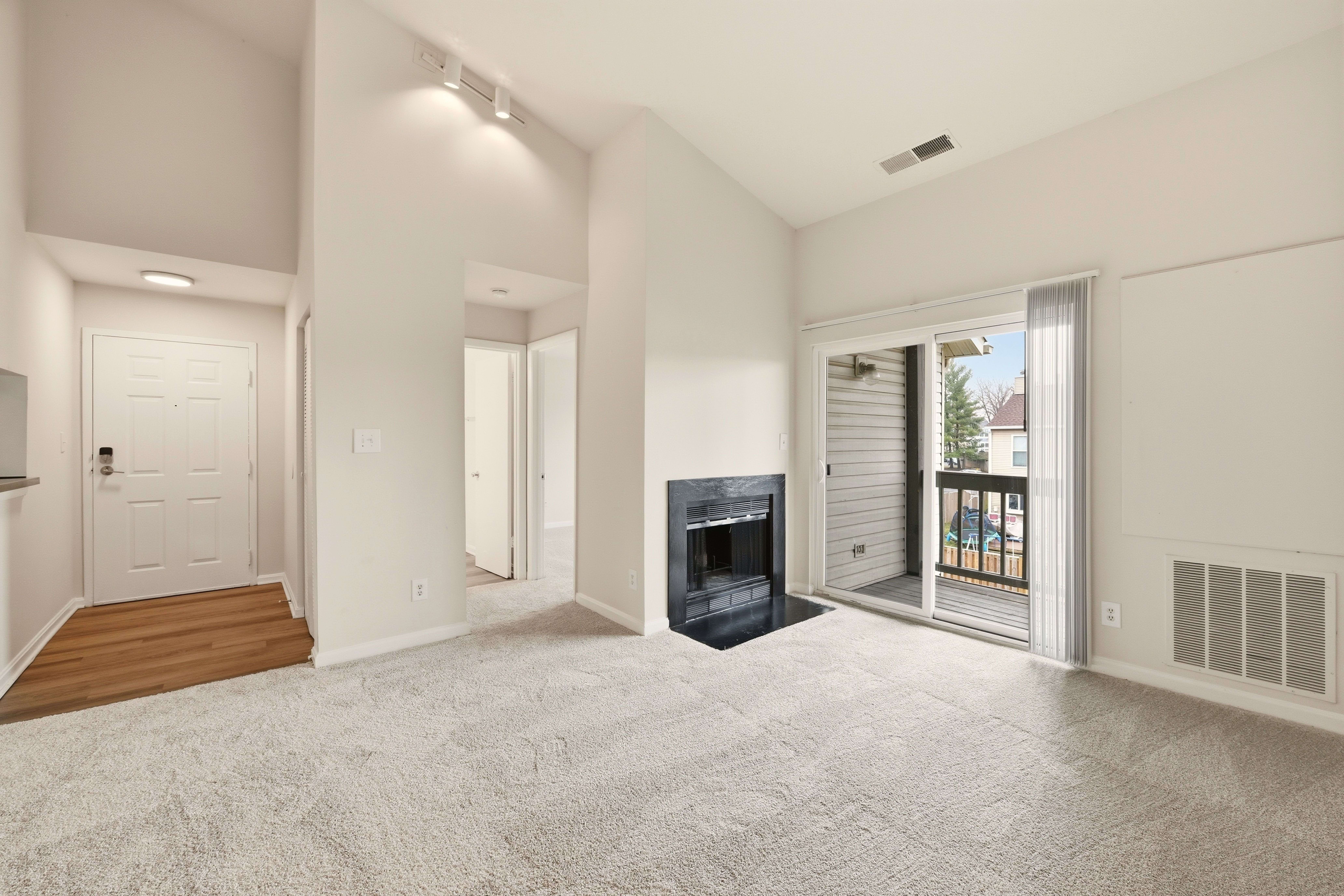 Modern Apartment Photo Gallery Heritage At Leesburg