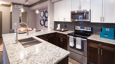 Modern Apartment Kitchen at Our Altamonte Springs Apartments