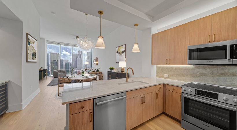 Spacious Layout in Our Downtown Dallas, Luxury Apartments