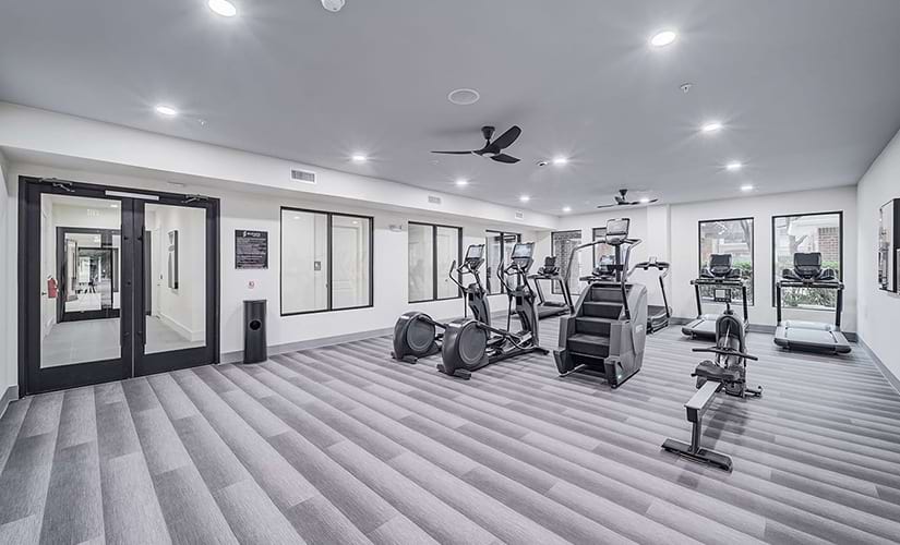 24/7 Fitness Center