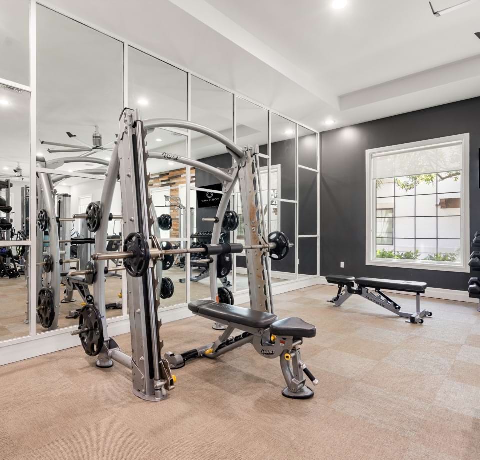 24/7 Fitness Center at Our Apartments for Rent in Hollywood, FL