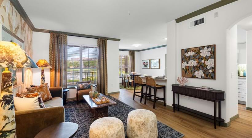 Nine-Foot Ceilings with Crown Molding at our apartments for rent near USF