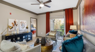 Nine-Foot Ceilings with Crown Molding at Our Apartments Near Maitland, FL