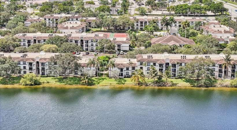 Waterfront Living at Cortland Harbour Cove 