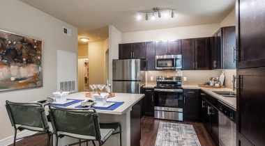 Luxury apartment kitchen at Cortland Waters Edge 