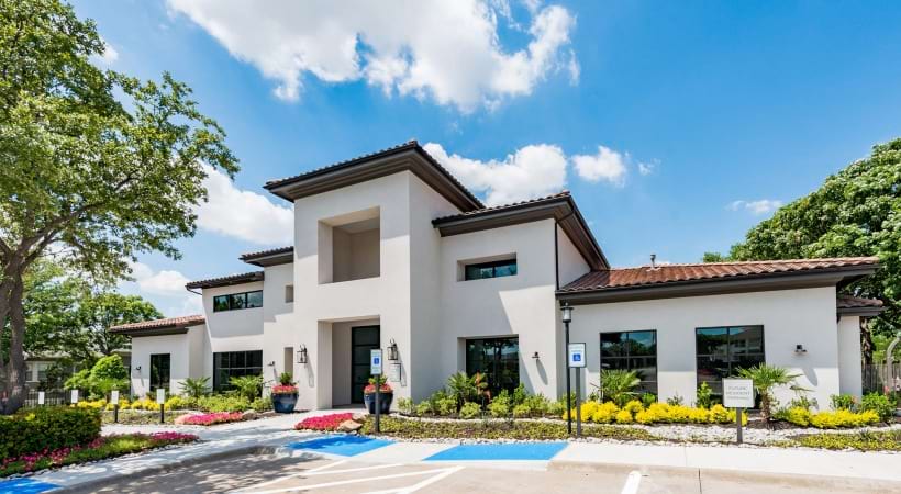 Street view of Cortland Walnut Hill Irving apartments