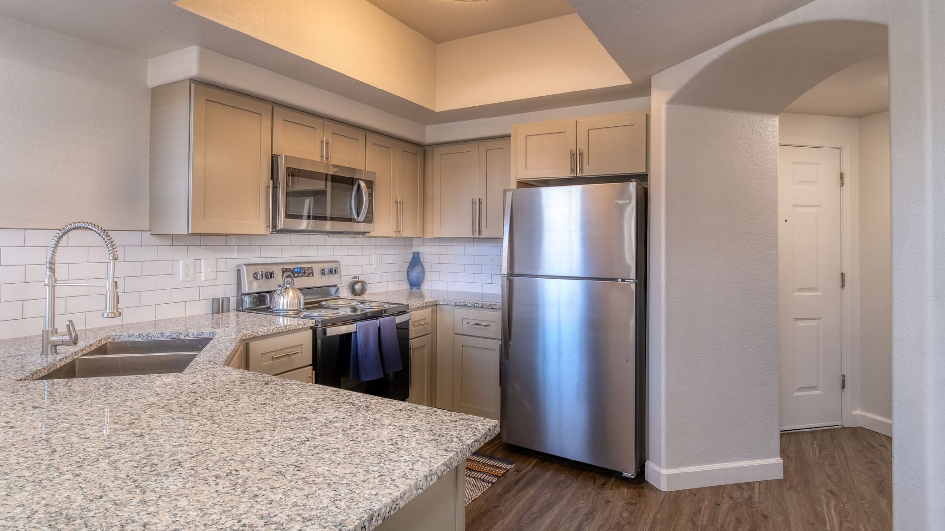 Stainless-Steel Kitchen Appliances at Our Chandler Apartments 