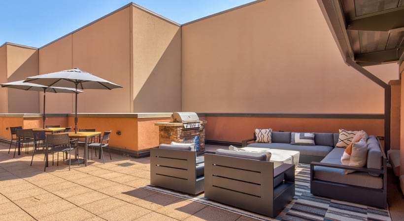 Cortland Belmar Rooftop Deck with Grills