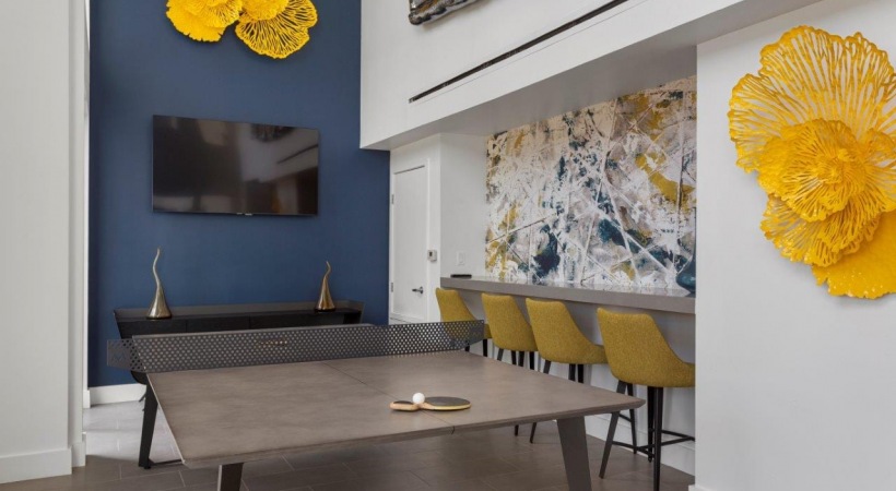 Resident Clubhouse and Game Room at Our Smoke-Free Apartments in the Biltmore Area