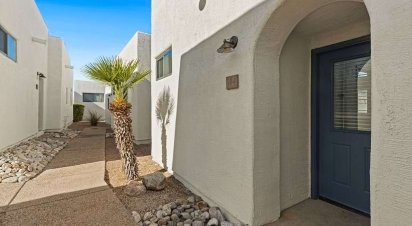 Single-Level Floor Plans Available