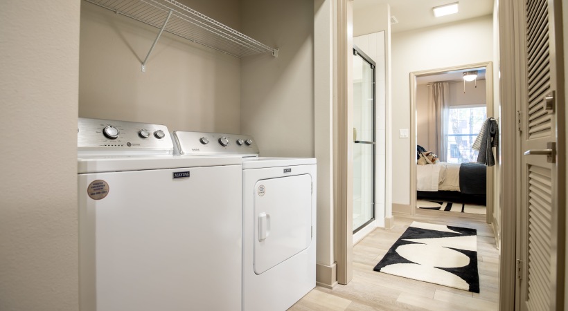 In-Home, Full-Size Washer and Dryer Sets 