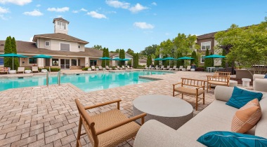University Place Apartment Homes with Luxury Resort-Style Pool and Sun Deck