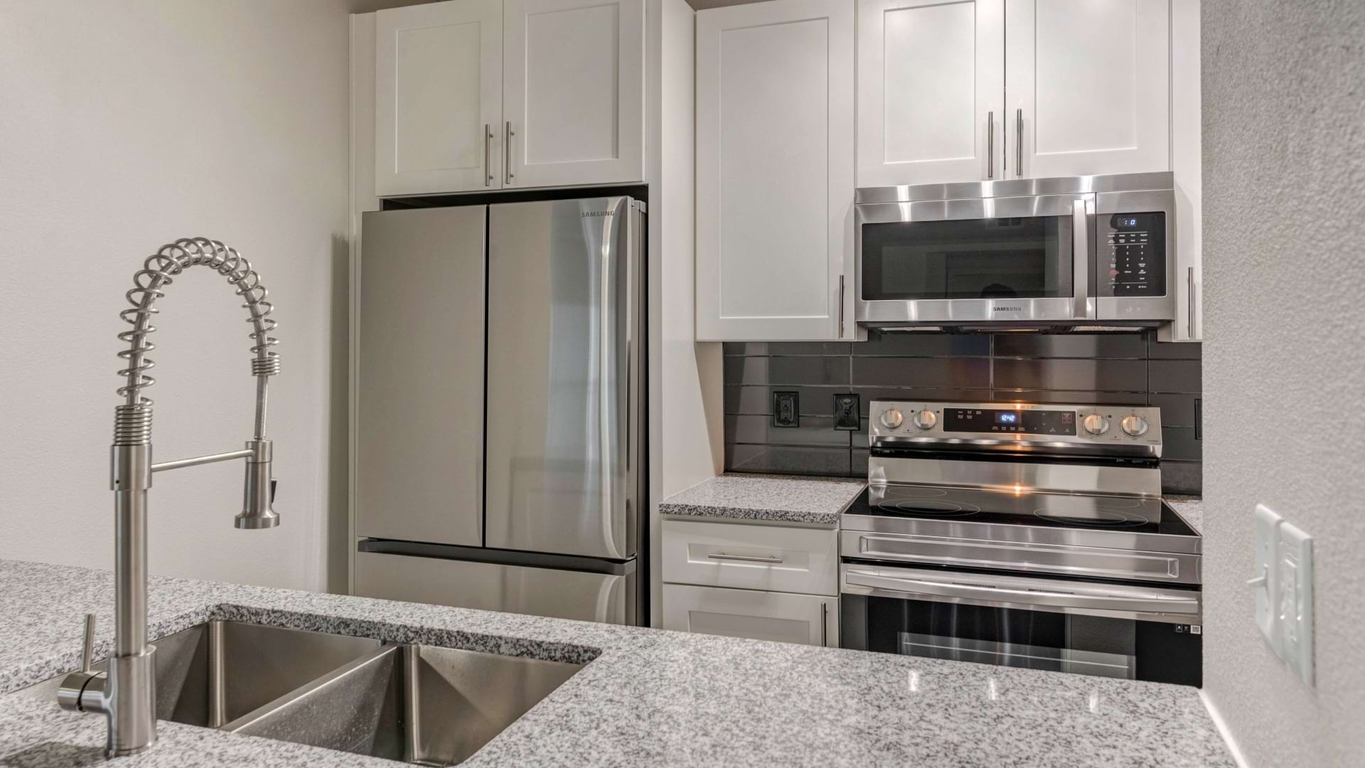 Luxury Kitchen at Our Apartments for Rent in West Houston