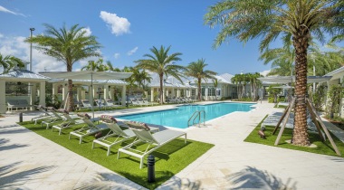 Luxury Apartments with cabanas and pools in Delray Beach, FL