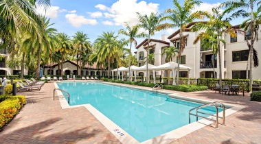 Resort-Style Pool at Our Apartments for Rent in Hollywood