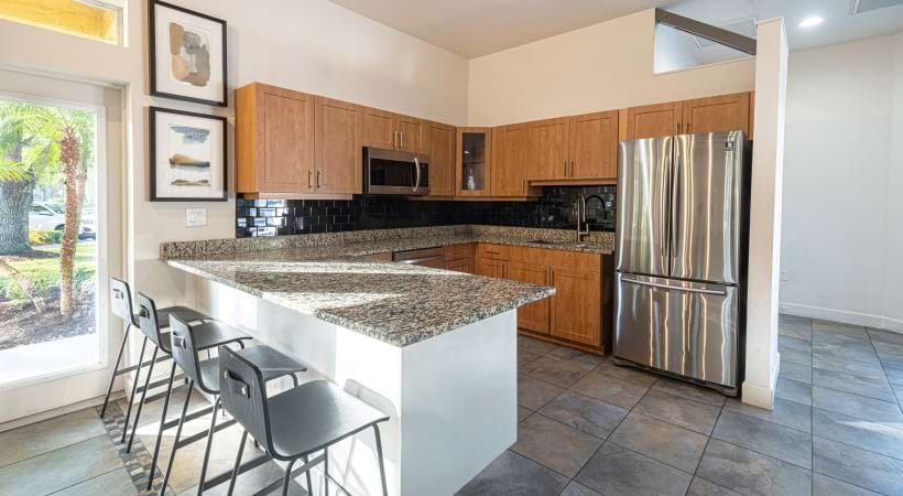 Resident Clubhouse Apartments Near Tampa International Airport