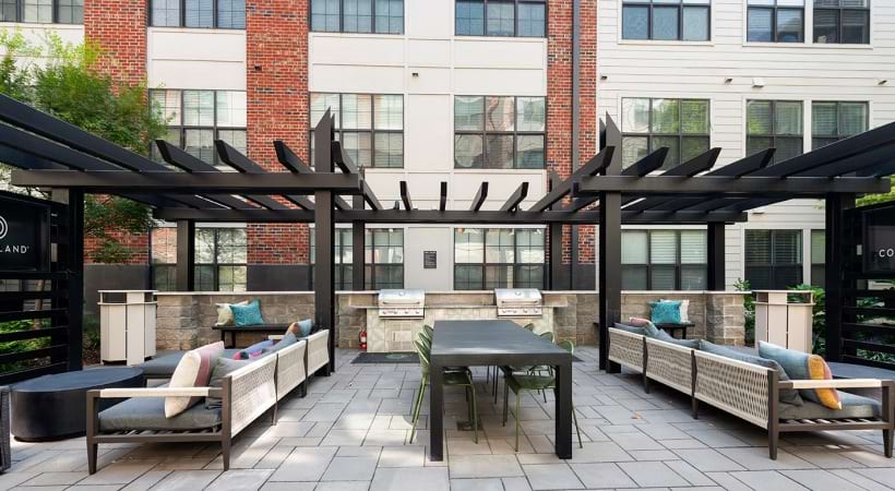 Outdoor Courtyard with Gas Grills and HDTVs