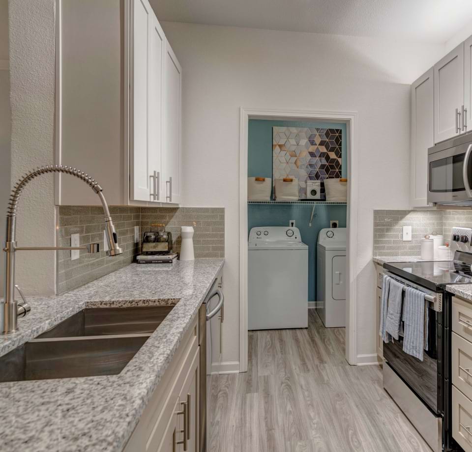 Luxe Apartment Amenities | Cortland Southpark Terraces