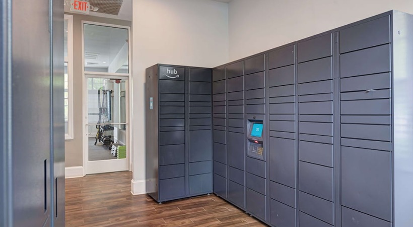 24/7 Package Lockers