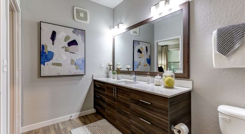 Modern Bathroom with Quartz Countertops at Our Apartments near Orlando, FL