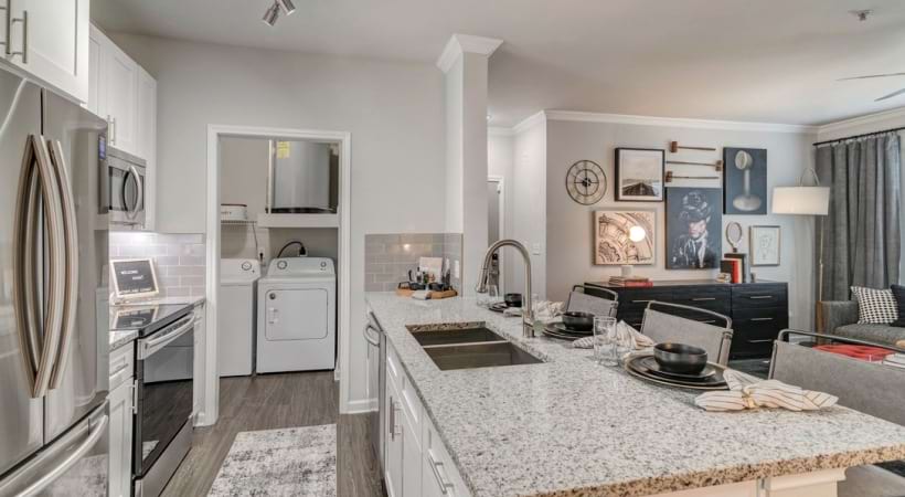 Our Modern Apartments in Euless, TX with Granite Countertops