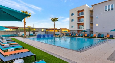Resort-Style Pool with Poolside Cabanas at Our Glendale Luxury Apartments