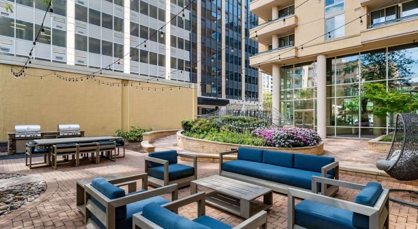 Outdoor Lounge