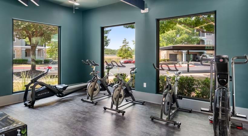 24/7 Fitness Center at Our Southeast Austin Apartments