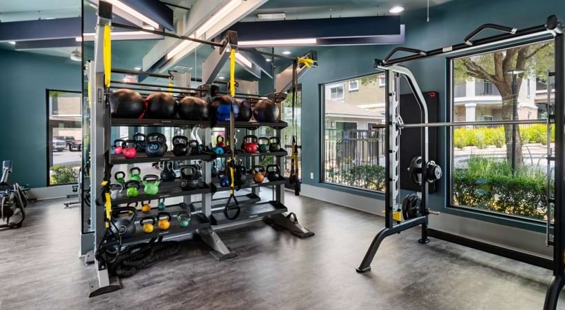 24/7 Fitness Center with Free Weights at Our Apartments on South 1st in Austin