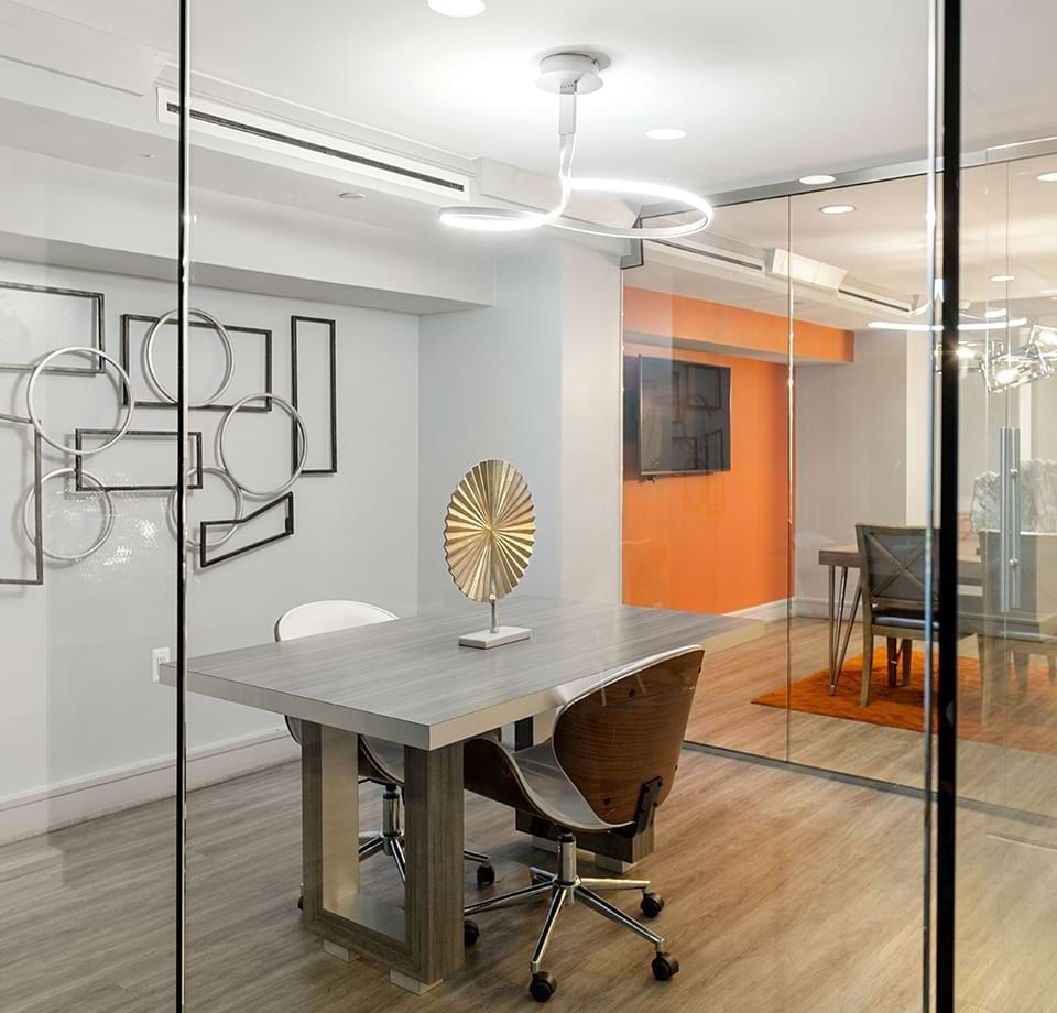 Business Center with WiFi and a Conference Room at Our Apartments Near Georgetown University