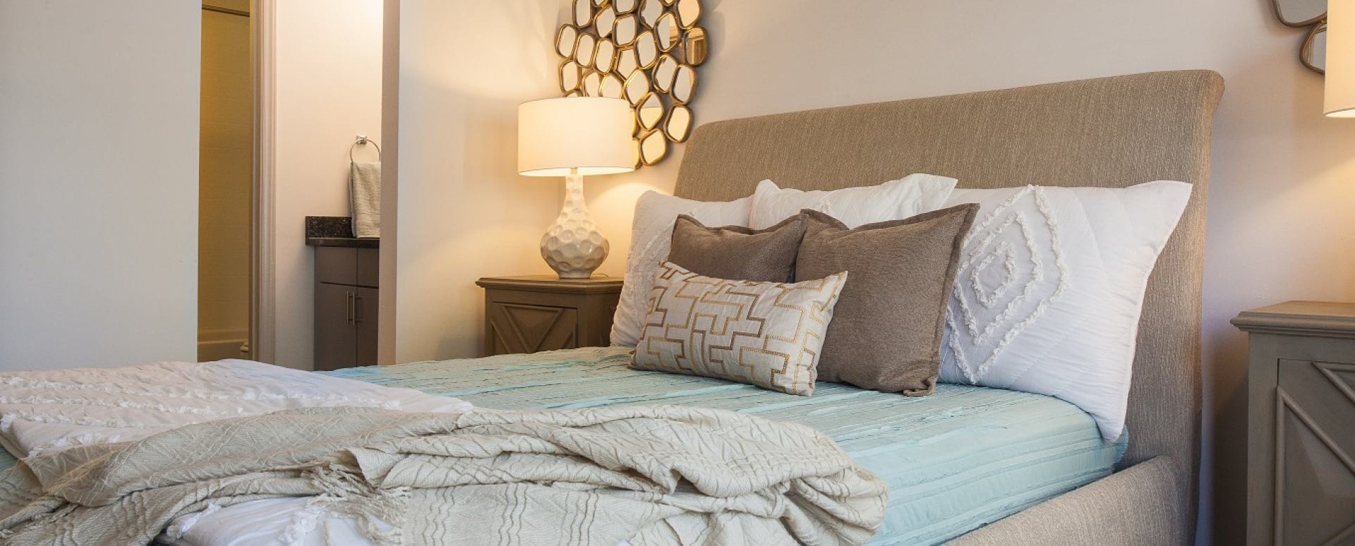 Modern Apartment Amenities Cortland Cotswold