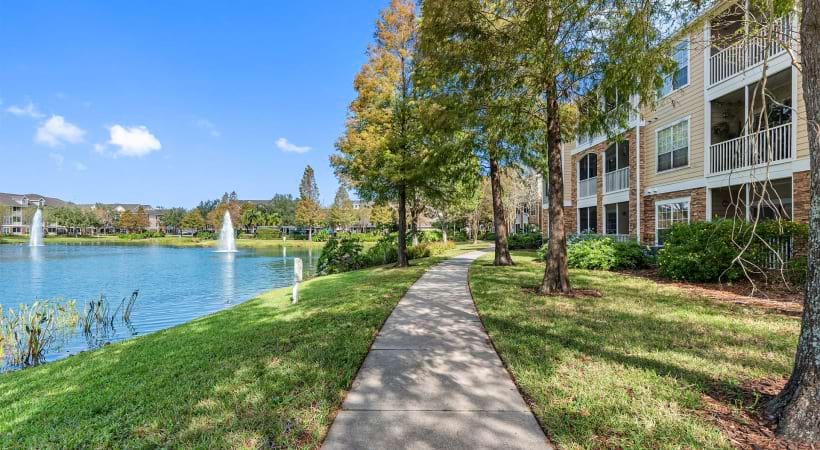 Lakeside Walking Path at Our Pet-Friendly Apartments in Tampa