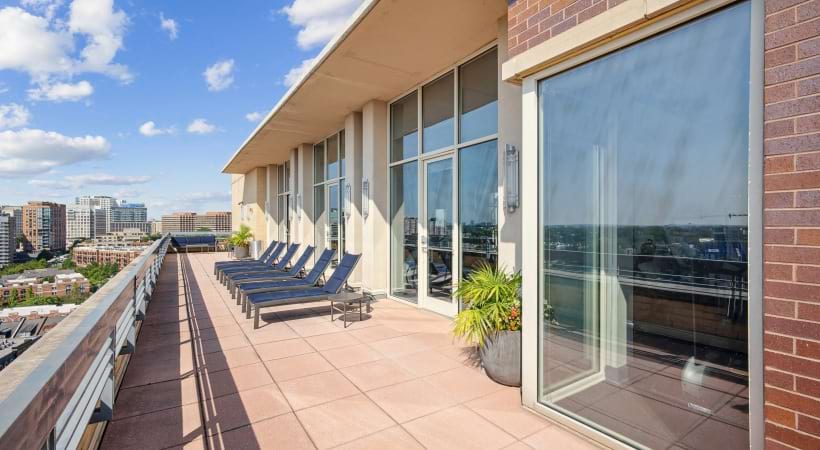 Rooftop Lounge